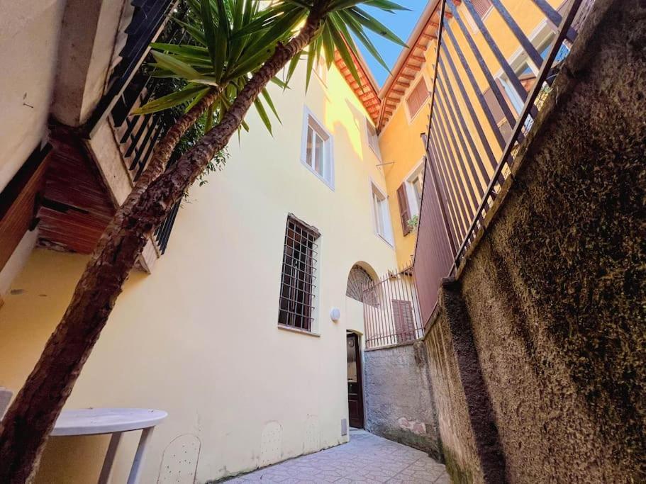 Appartamento A 2 Minuti Dal Centro Storico Perugia Exteriör bild