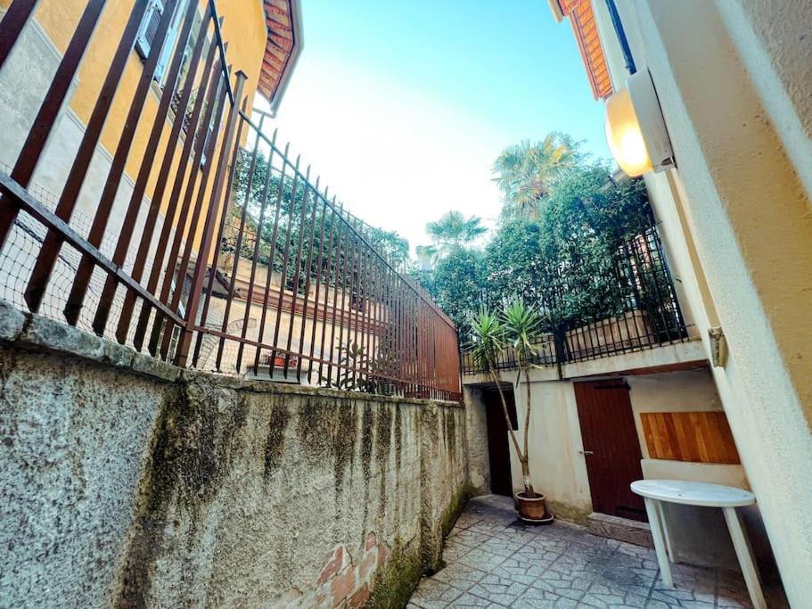 Appartamento A 2 Minuti Dal Centro Storico Perugia Exteriör bild